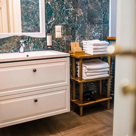 Easy Rent- Fontana Boutique Premium Plac Zamkowy Lublin