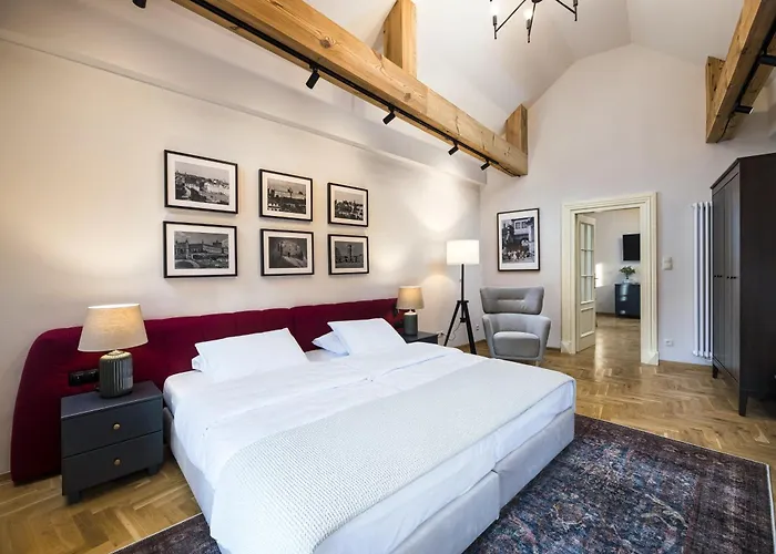 Апартаменты Easy Rent- Fontana Boutique Premium Plac Zamkowy *